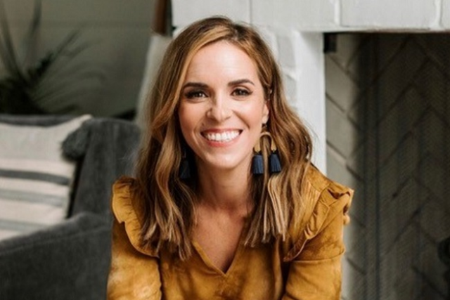 Rachel Hollis